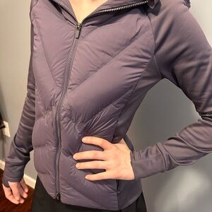 XS Women's Athleta Inlet Jacket - Lightweight Hooded Jacket - Purple